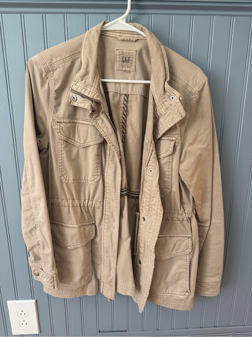 GAP Women's Tan Utility Jacket with Front Pockets